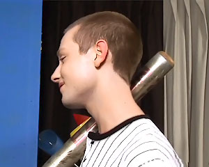 Leo Fucks Taylor's Hole