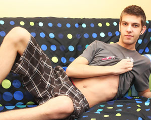 Who Wants to Play Doctor with Max?!